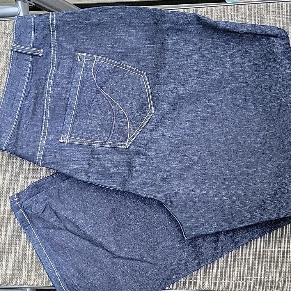 NWOT Lane Bryant Bootcut Jeans Sz. 24
